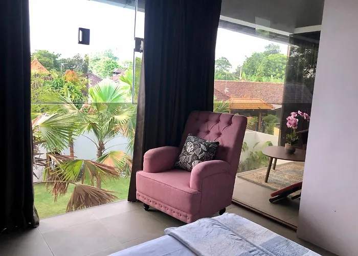 Denira, Gym & Private Pool * نوسا دوا