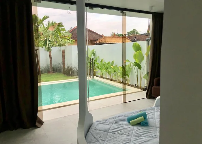 Denira, Gym & Private Pool